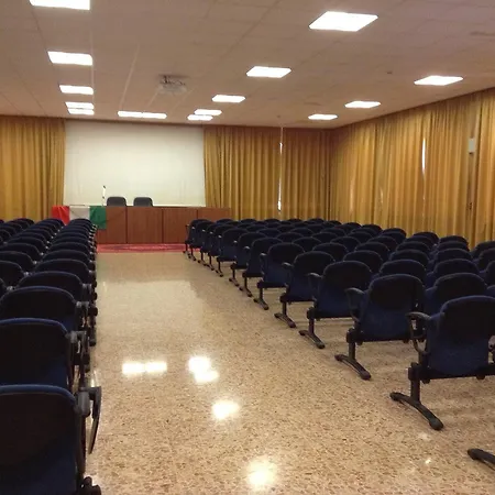 Hotel Casa Per Ferie Regina Mundi *